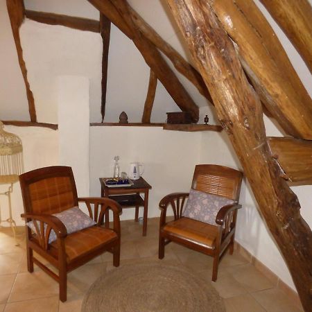 Bed and Breakfast Britavit Saint-Avit-Sénieur Exterior foto