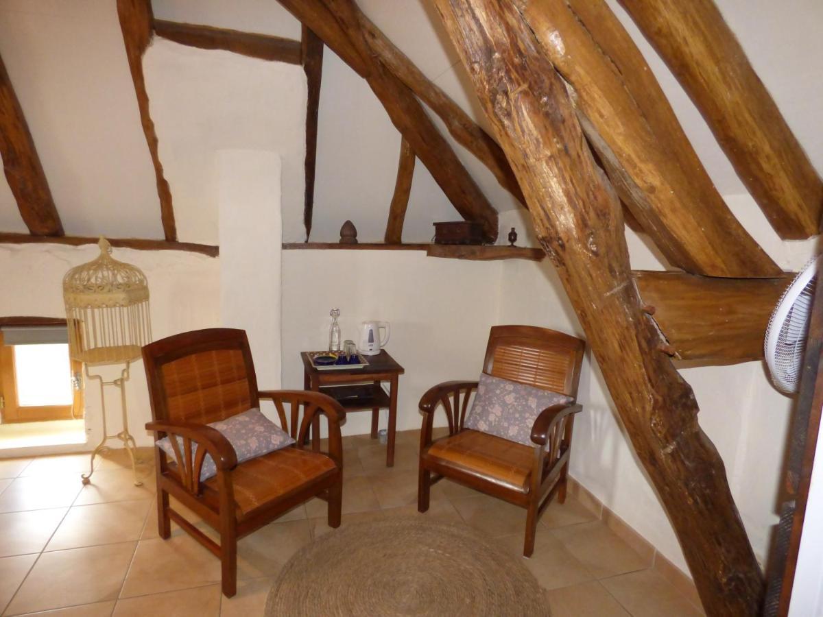 Bed and Breakfast Britavit Saint-Avit-Sénieur Exterior foto